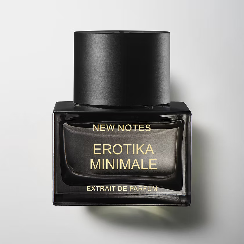Flacon 50 ml d'Erotika Minimale, extrait de parfum floral poudré ambré de New Notes, parfumerie Rivora à Nancy